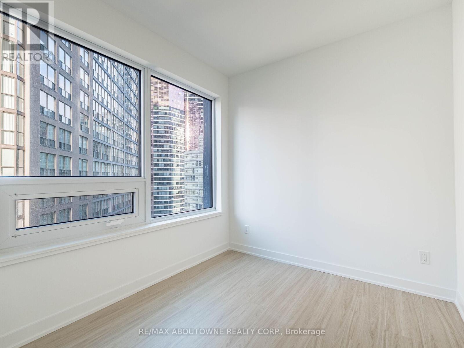 1116 - 8 Wellesley Street, Toronto, Ontario  M4Y 0J5 - Photo 29 - C12486232