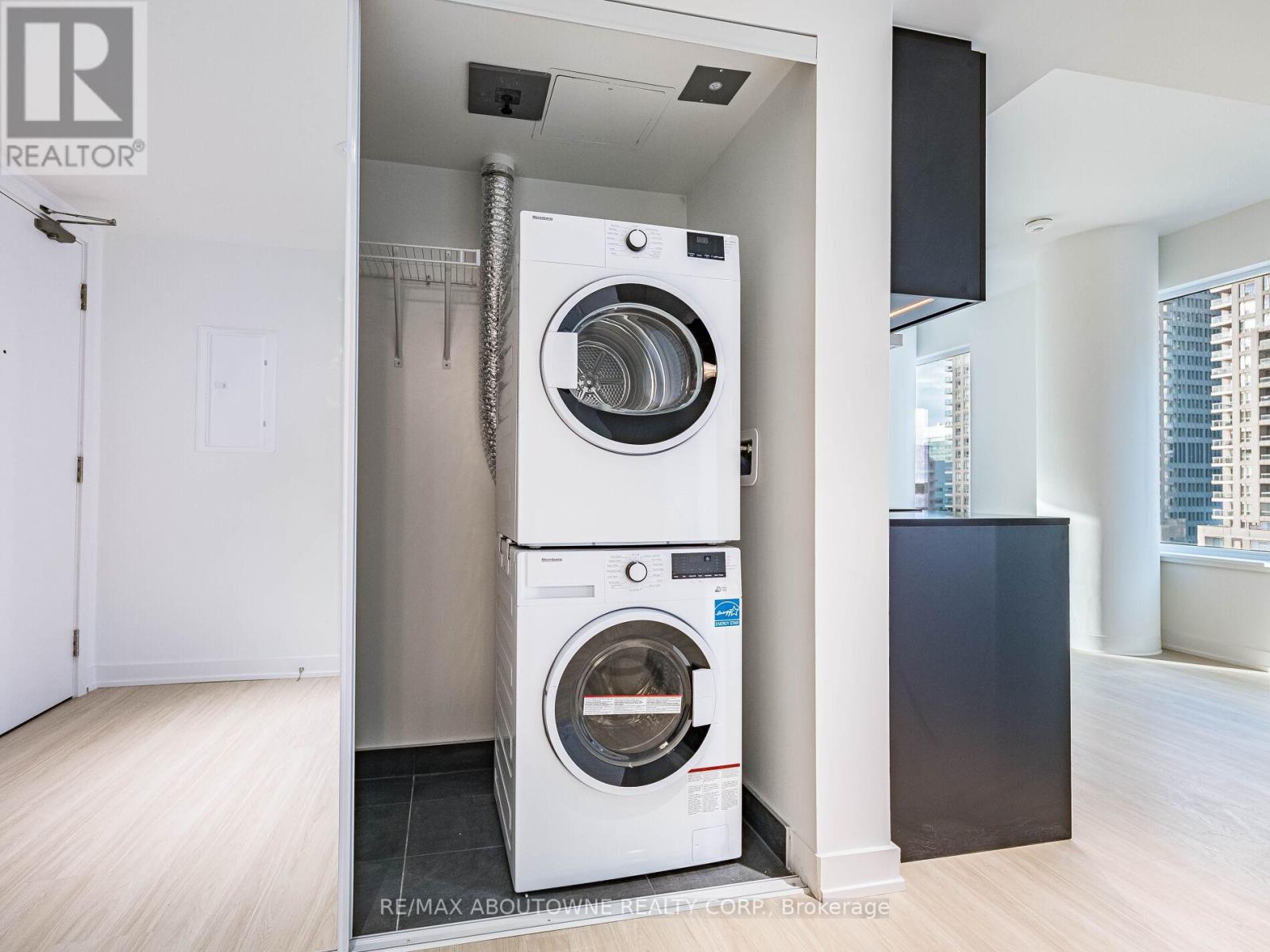 1116 - 8 Wellesley Street, Toronto, Ontario  M4Y 0J5 - Photo 36 - C12486232