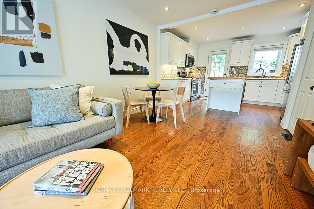 3318 Bathurst Street, Toronto, Ontario  M6A 2B6 - Photo 6 - C12486249