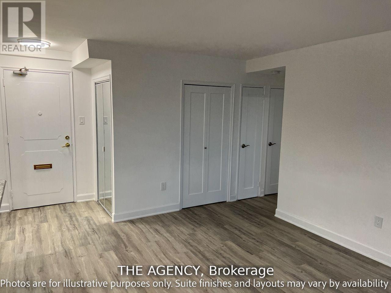 304 - 34 Carscadden Drive, Toronto, Ontario  M2R 2A8 - Photo 3 - C12486253