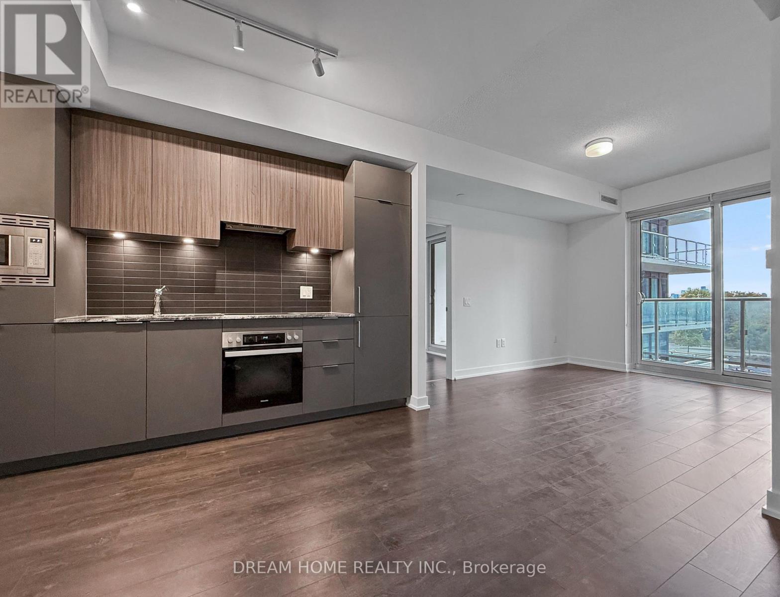 403 - 50 O'neill Road, Toronto, Ontario  M3C 0R1 - Photo 2 - C12486256