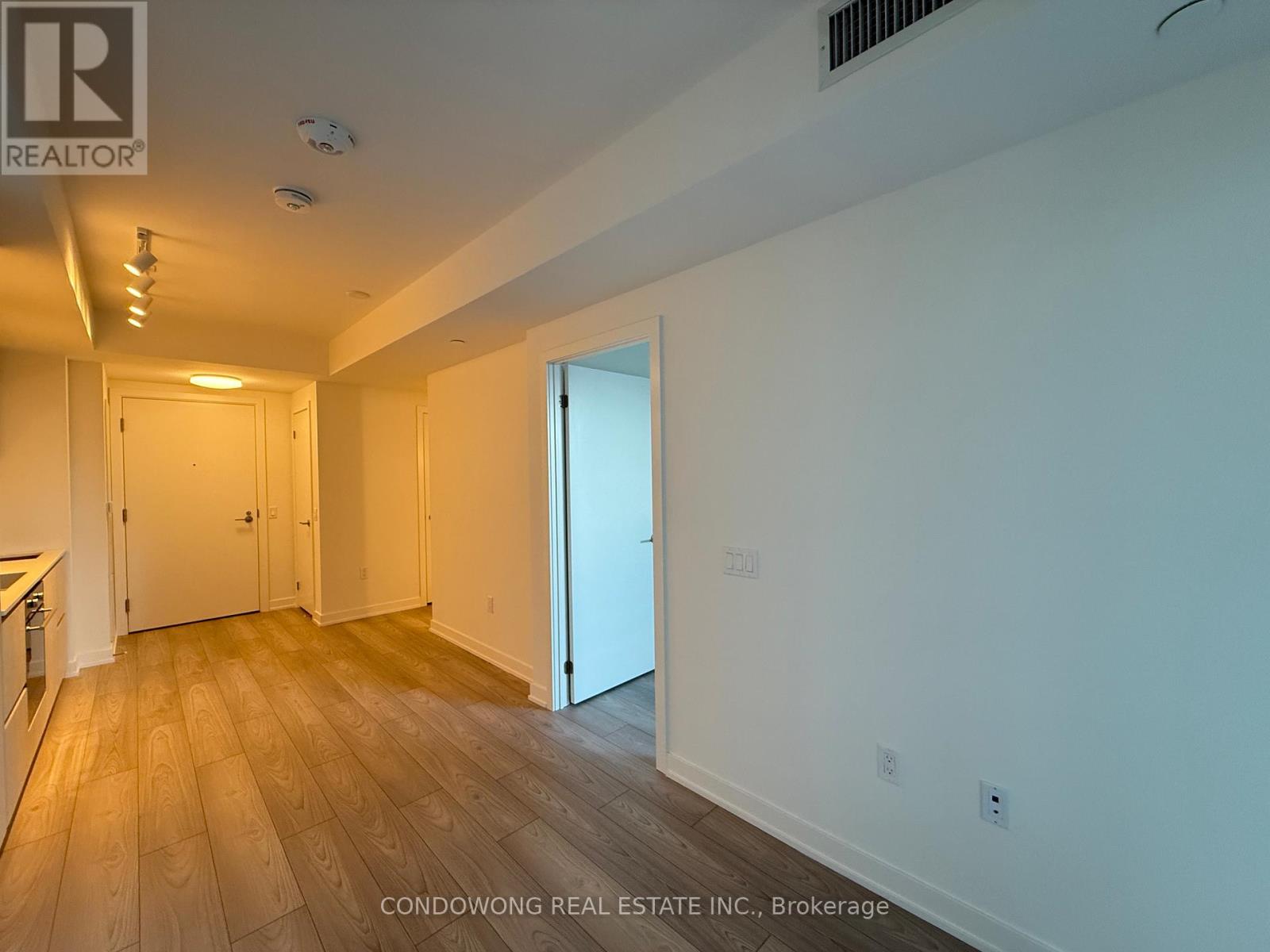 1106 - 120 Broadway Avenue, Toronto, Ontario  M4P 0E9 - Photo 5 - C12486267