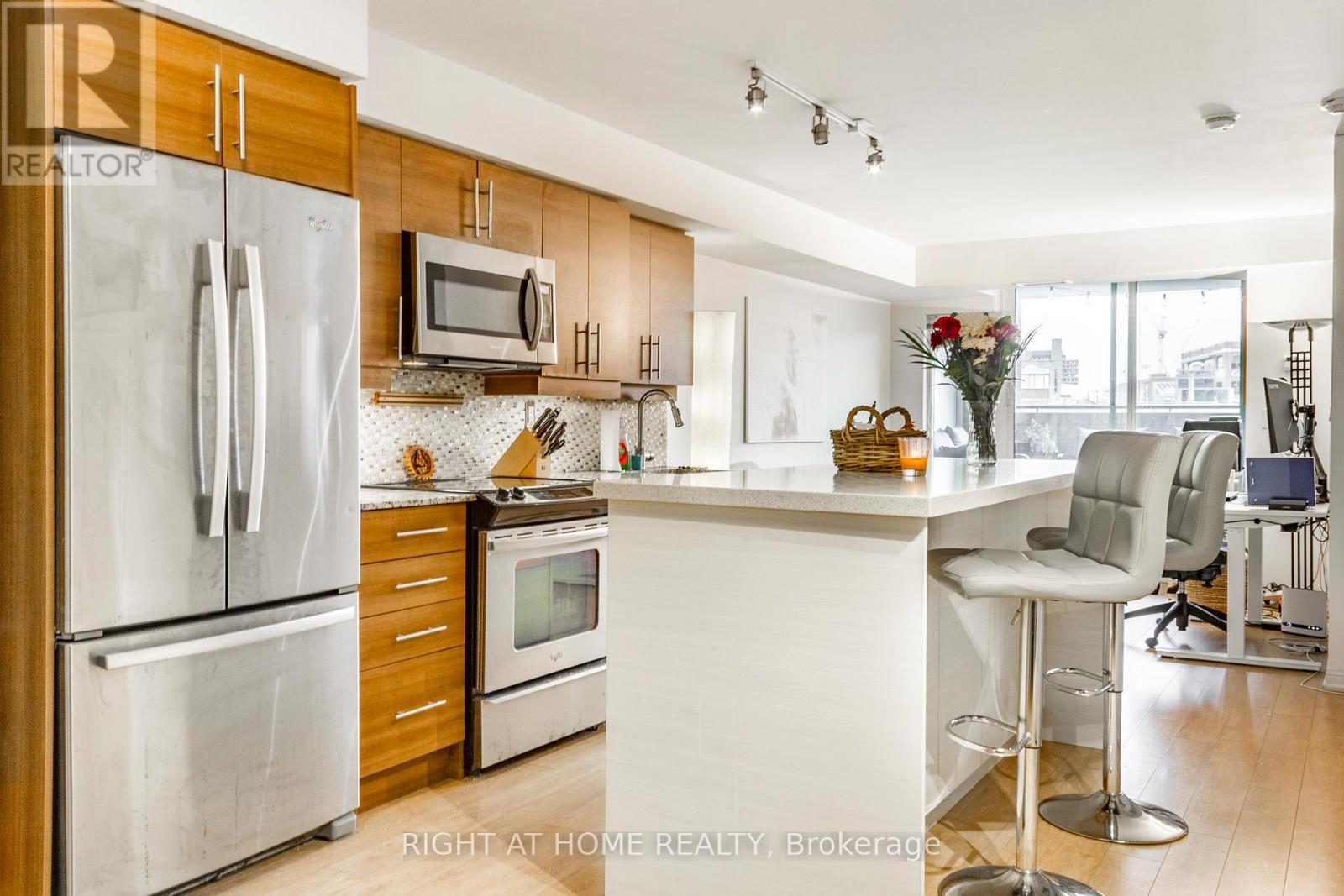 214 - 125 Western Battery Road W, Toronto, Ontario  M6K 3R8 - Photo 7 - C12486274