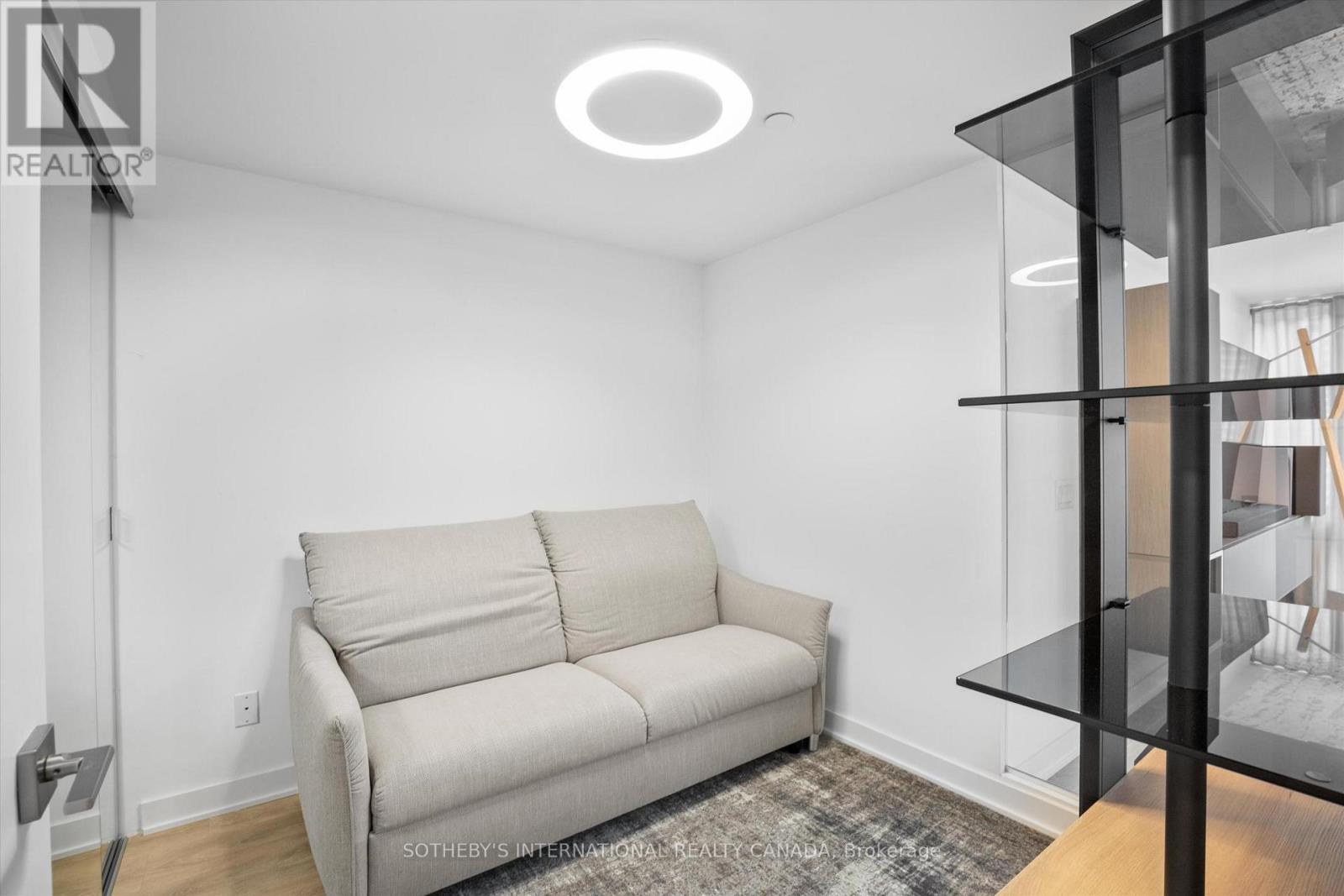 604 - 188 Cumberland Street, Toronto, Ontario  M5R 0B6 - Photo 5 - C12486276