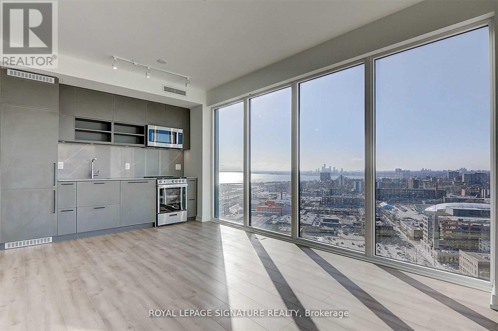 1005 - 135 EAST LIBERTY STREET, Toronto, Ontario