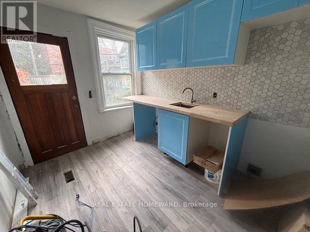 457 Queen Street E, Toronto, Ontario  M5A 1T6 - Photo 3 - C12486288