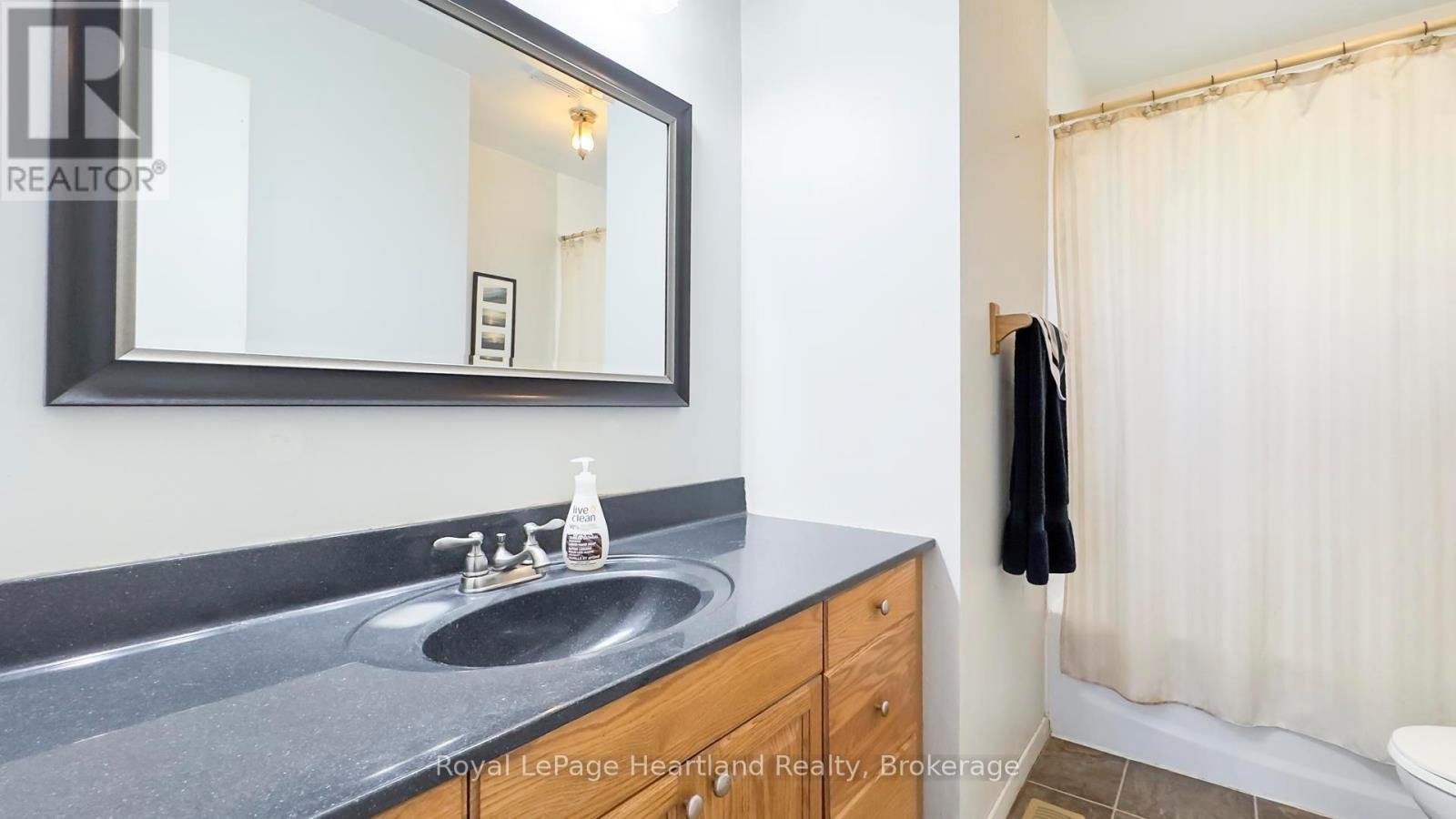 37881 Crystal Springs Road, Bluewater, Ontario  N0M 2R0 - Photo 22 - X12485681