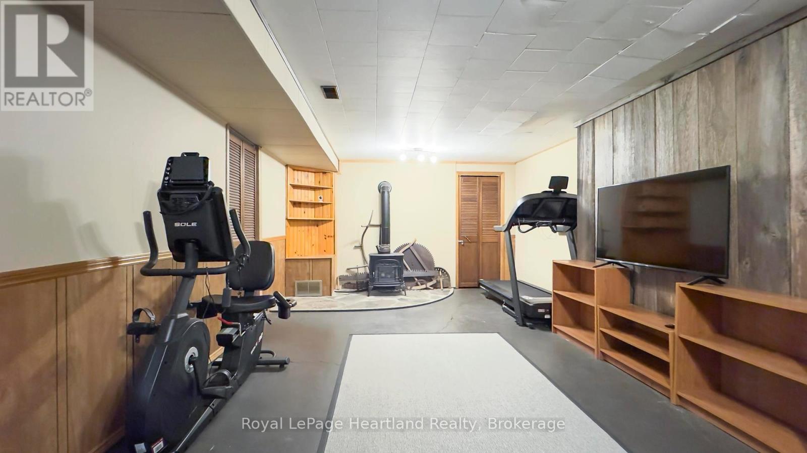 37881 Crystal Springs Road, Bluewater, Ontario  N0M 2R0 - Photo 26 - X12485681