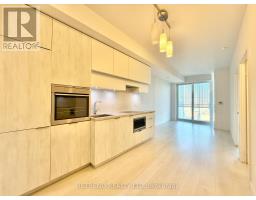 1810 - 8 EGLINTON AVENUE E, Toronto, Ontario