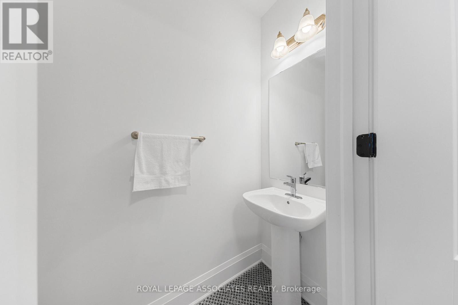 3089 Paperbirch Trail, Pickering, Ontario  L1X 0N9 - Photo 24 - E12486219