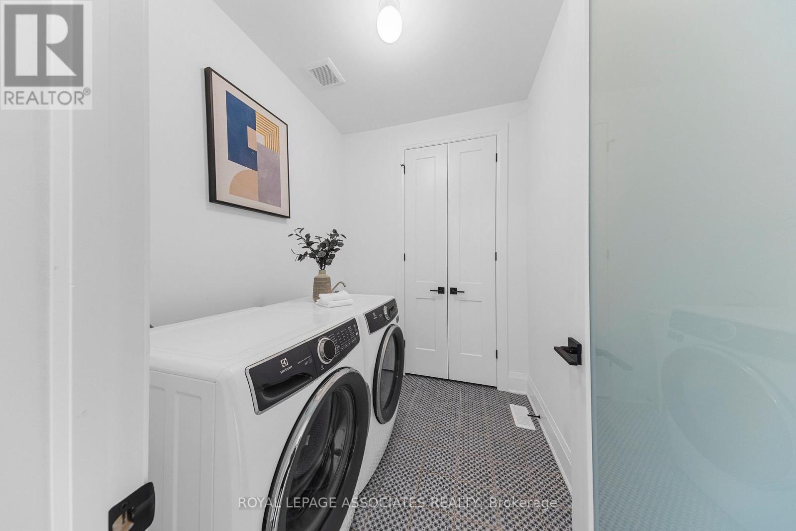 3089 Paperbirch Trail, Pickering, Ontario  L1X 0N9 - Photo 32 - E12486219