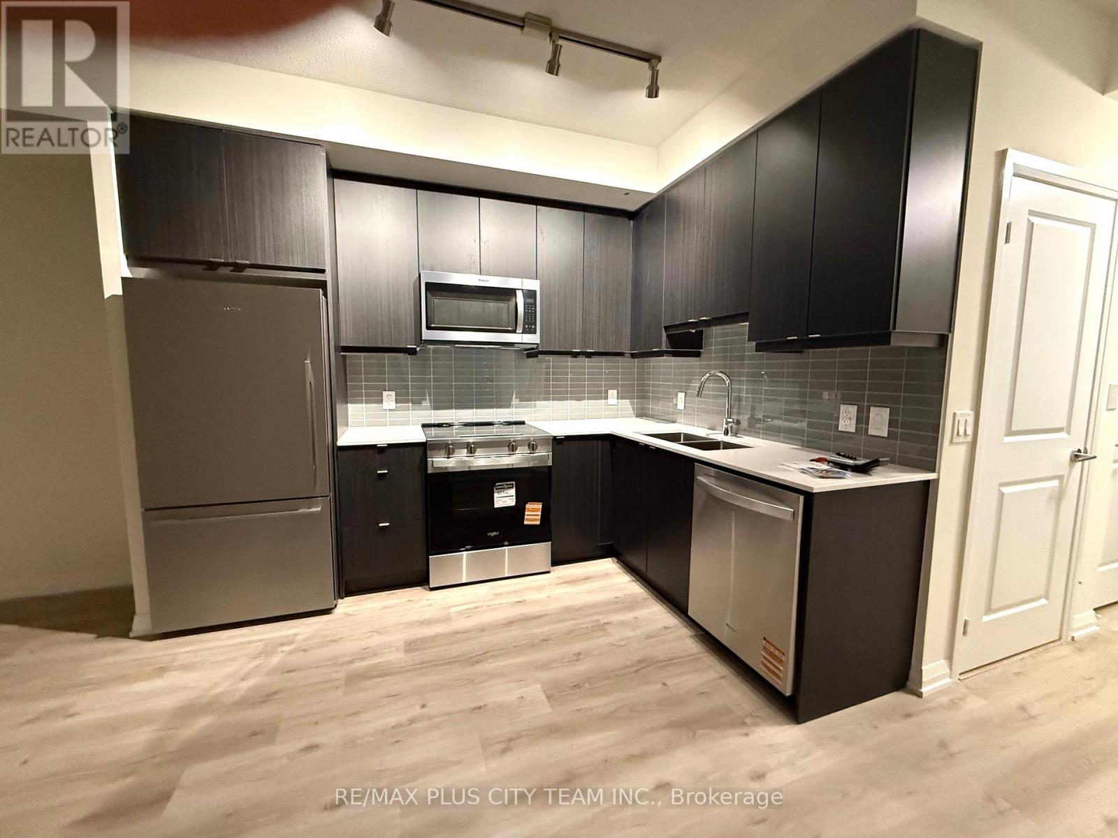 2201 - 3260 Sheppard Avenue E, Toronto, Ontario  M1T 3K3 - Photo 5 - E12486240