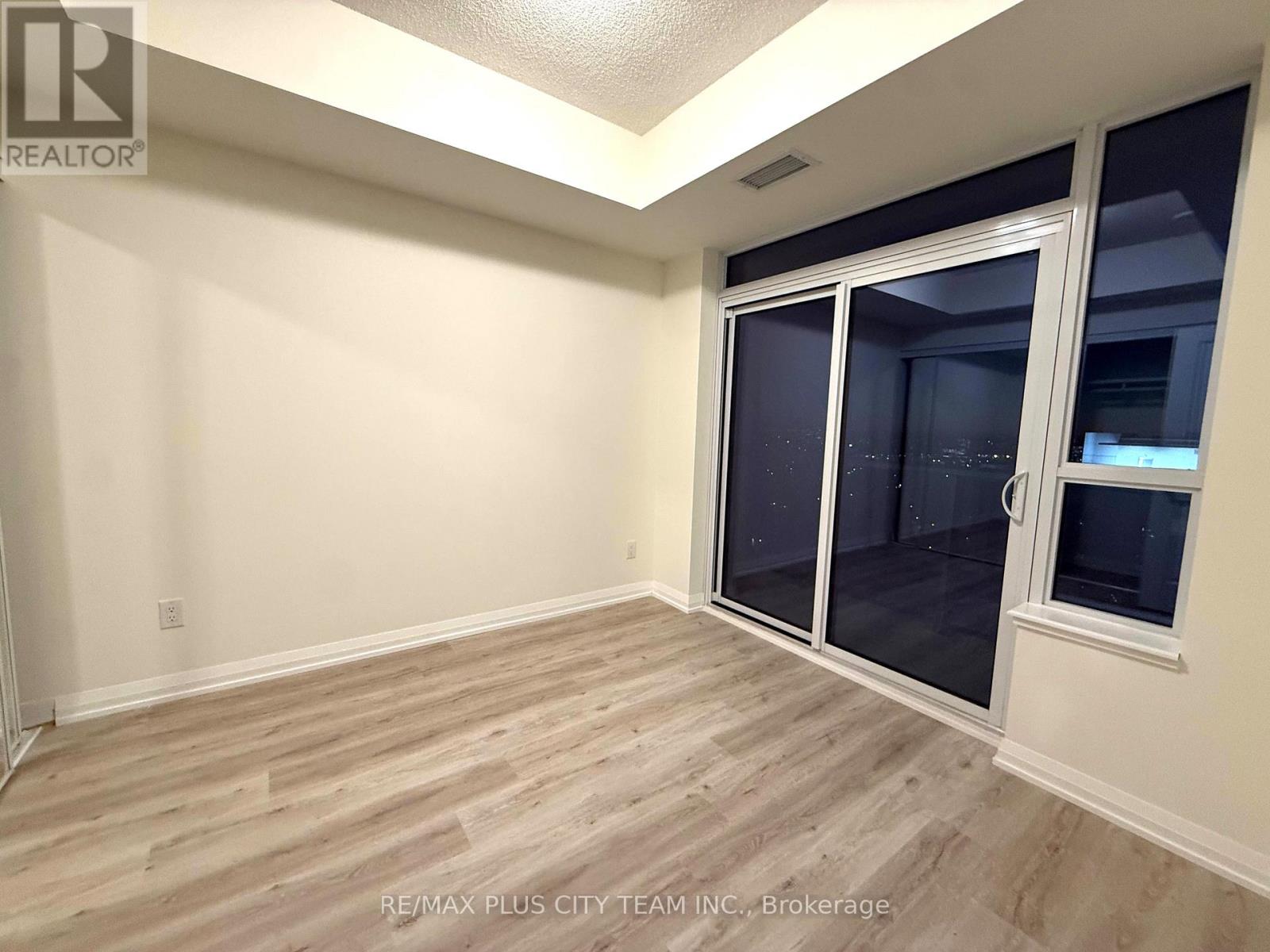 2201 - 3260 Sheppard Avenue E, Toronto, Ontario  M1T 3K3 - Photo 6 - E12486240