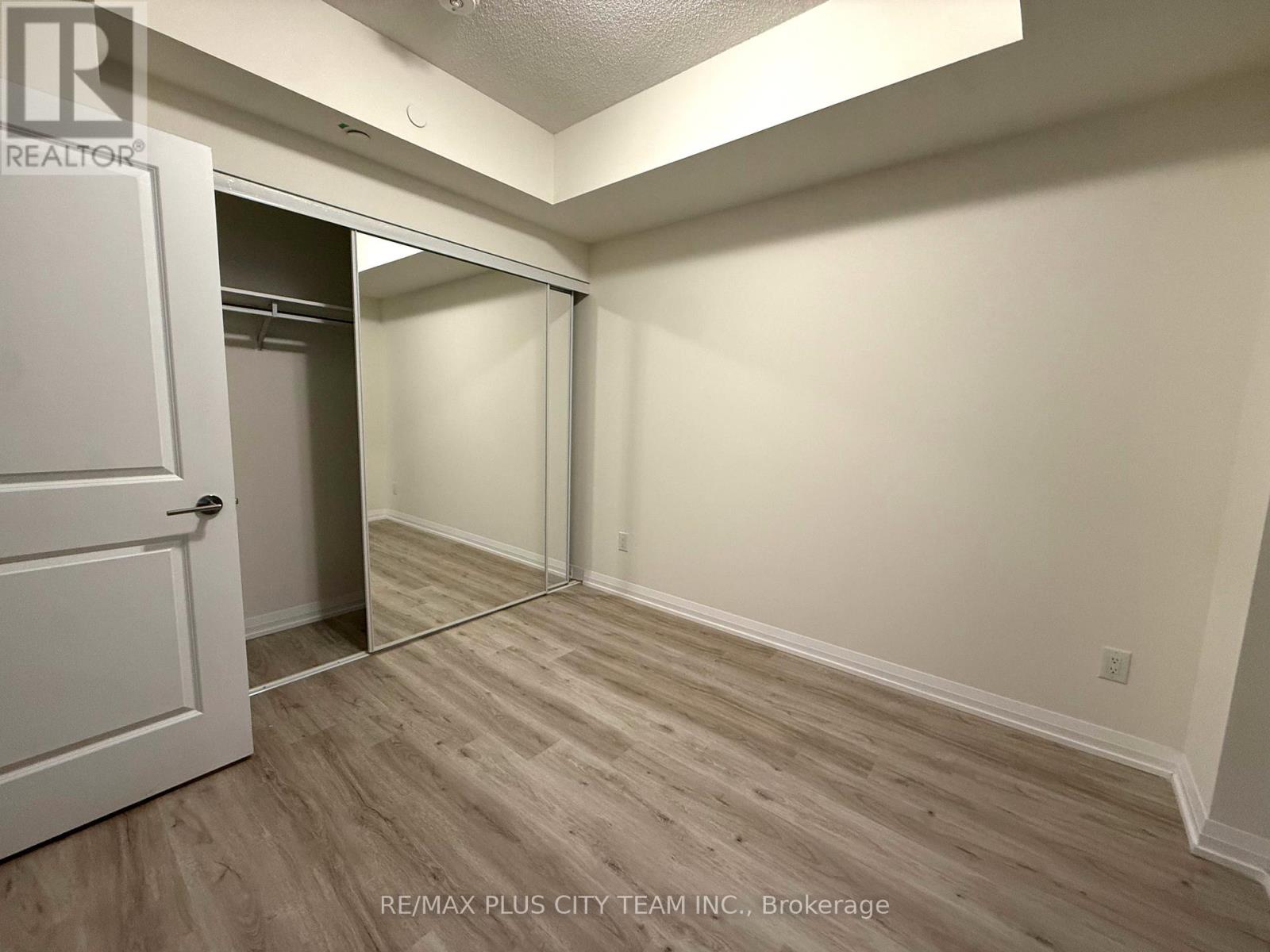 2201 - 3260 Sheppard Avenue E, Toronto, Ontario  M1T 3K3 - Photo 7 - E12486240