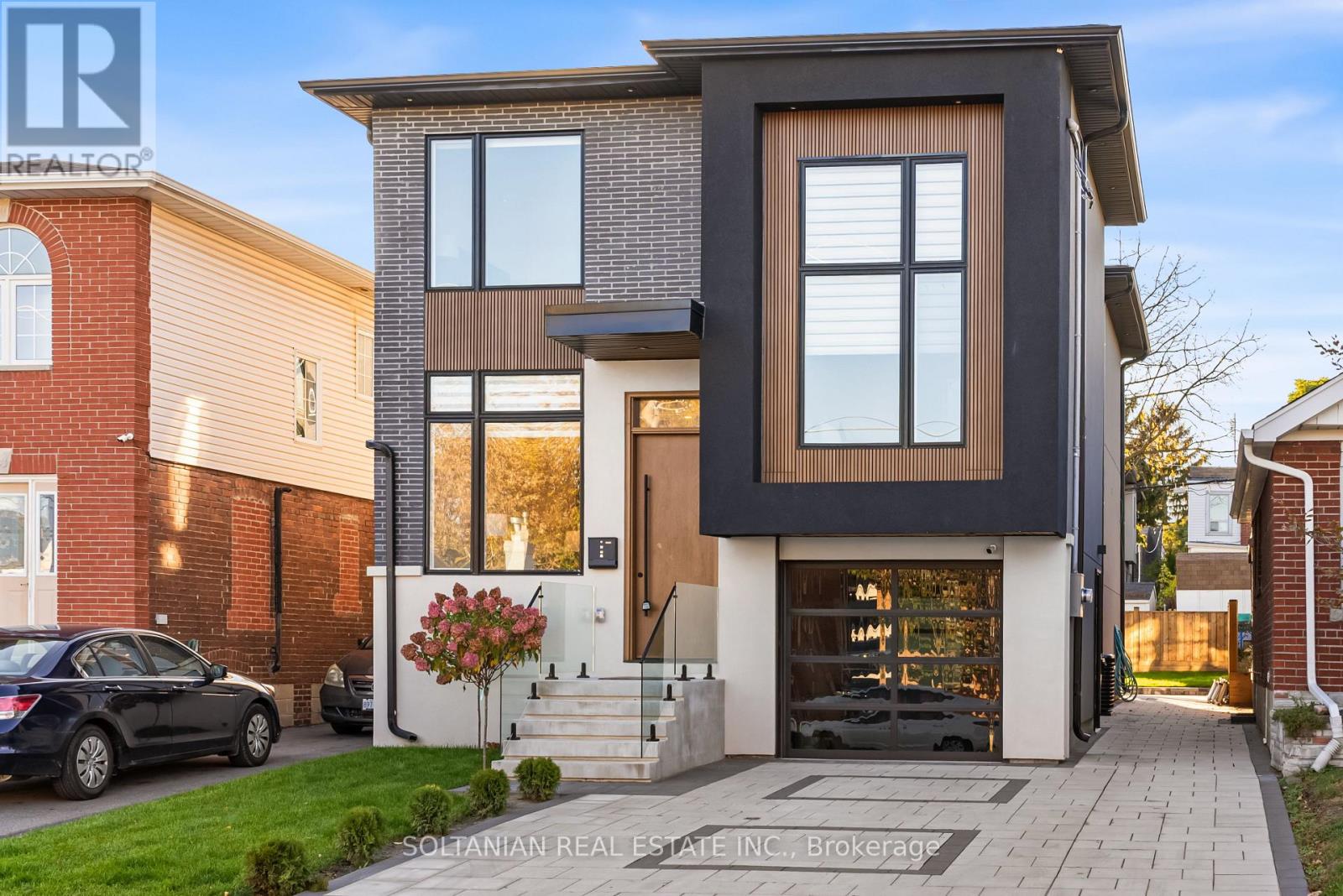 62 INWOOD AVENUE, Toronto, Ontario