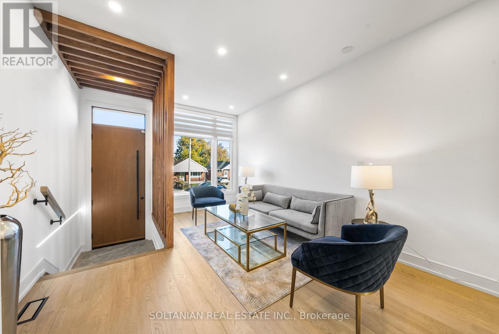 62 Inwood Avenue, Toronto (Danforth Village-East York), Ontario  M4J 3Y5 - Photo 3 - E12486262