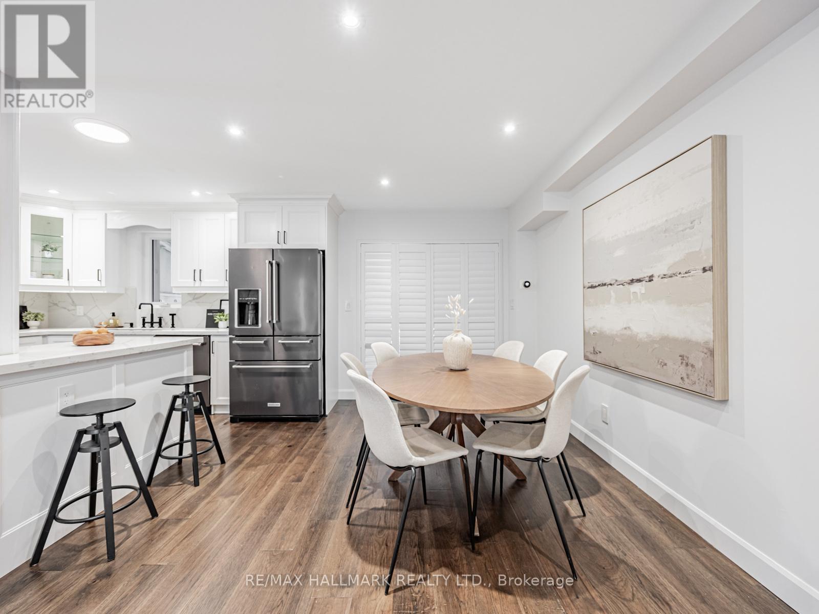 12 Leagrove Crescent, Toronto, Ontario  M1L 3S6 - Photo 8 - E12486273