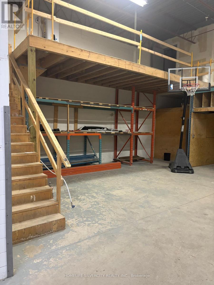 17 - 2131 Williams Parkway E, Brampton, Ontario  L6S 6B8 - Photo 7 - W12483912