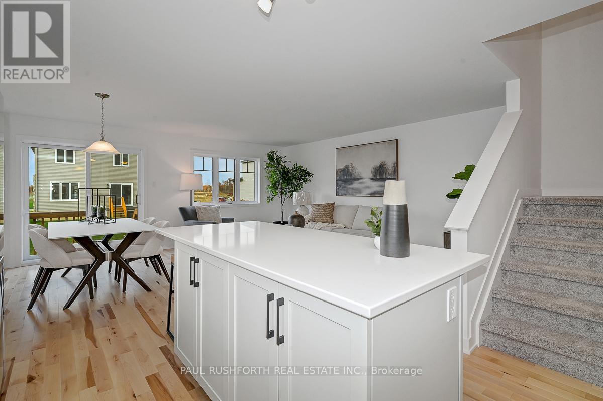 225 Peacock Drive, Russell, Ontario  K4R 0A1 - Photo 15 - X12465360