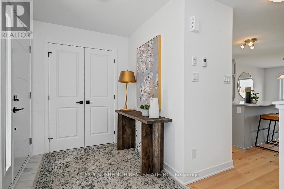 225 Peacock Drive, Russell, Ontario  K4R 0A1 - Photo 3 - X12465360