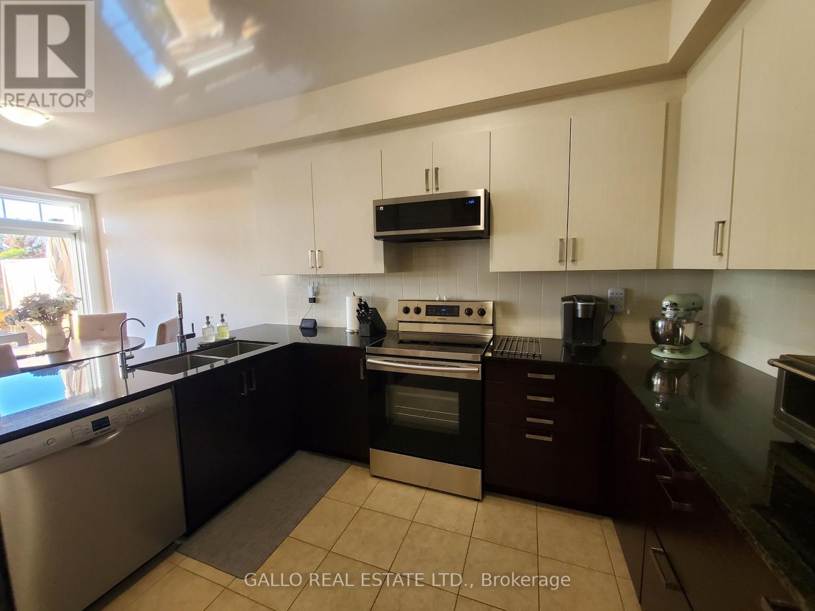 124 Countryman Road, East Gwillimbury, Ontario  L9N 0N8 - Photo 14 - N12415535