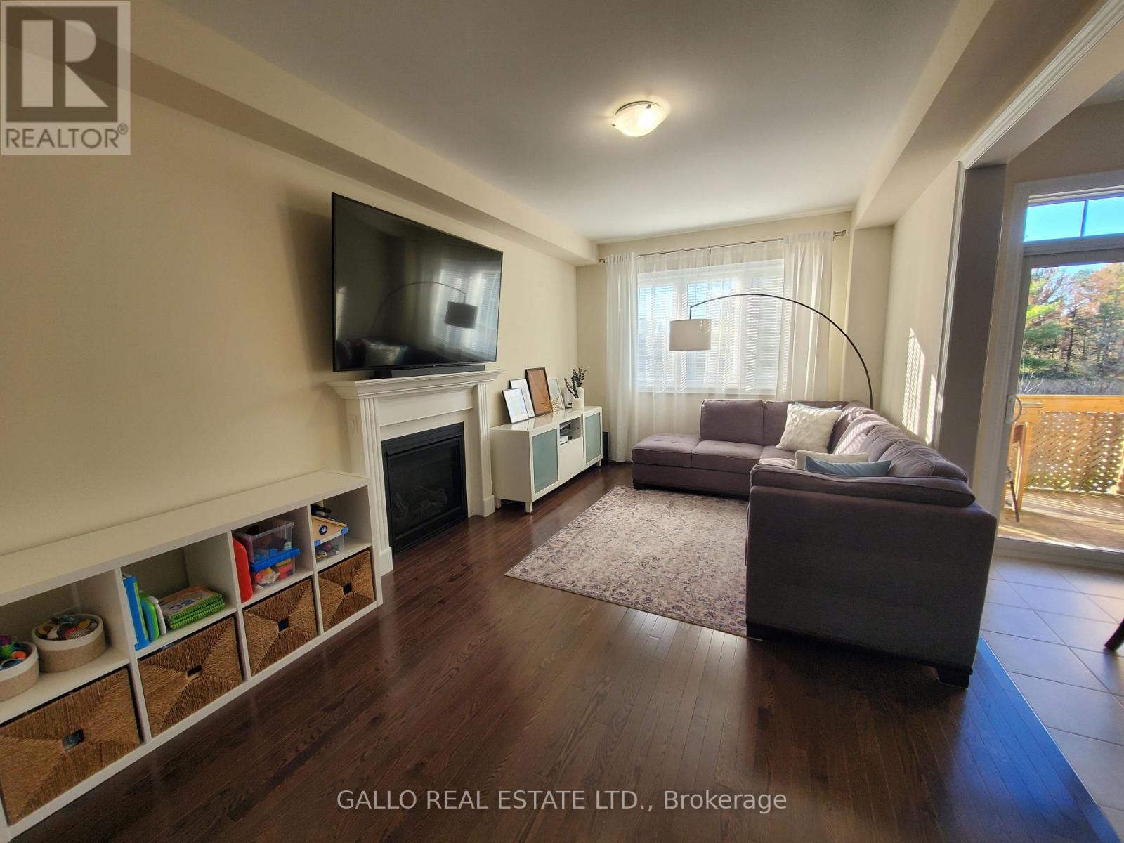 124 Countryman Road, East Gwillimbury, Ontario  L9N 0N8 - Photo 8 - N12415535