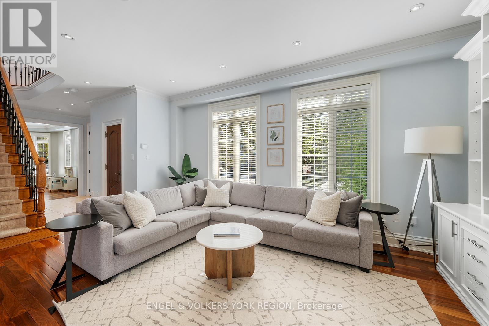 2 Fiorentina Avenue, Vaughan, Ontario  L4H 0P2 - Photo 12 - N12486230