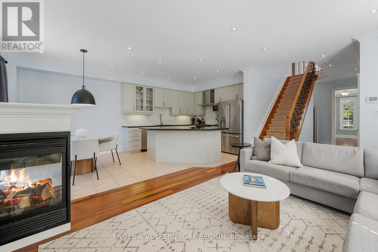 2 Fiorentina Avenue, Vaughan, Ontario  L4H 0P2 - Photo 13 - N12486230