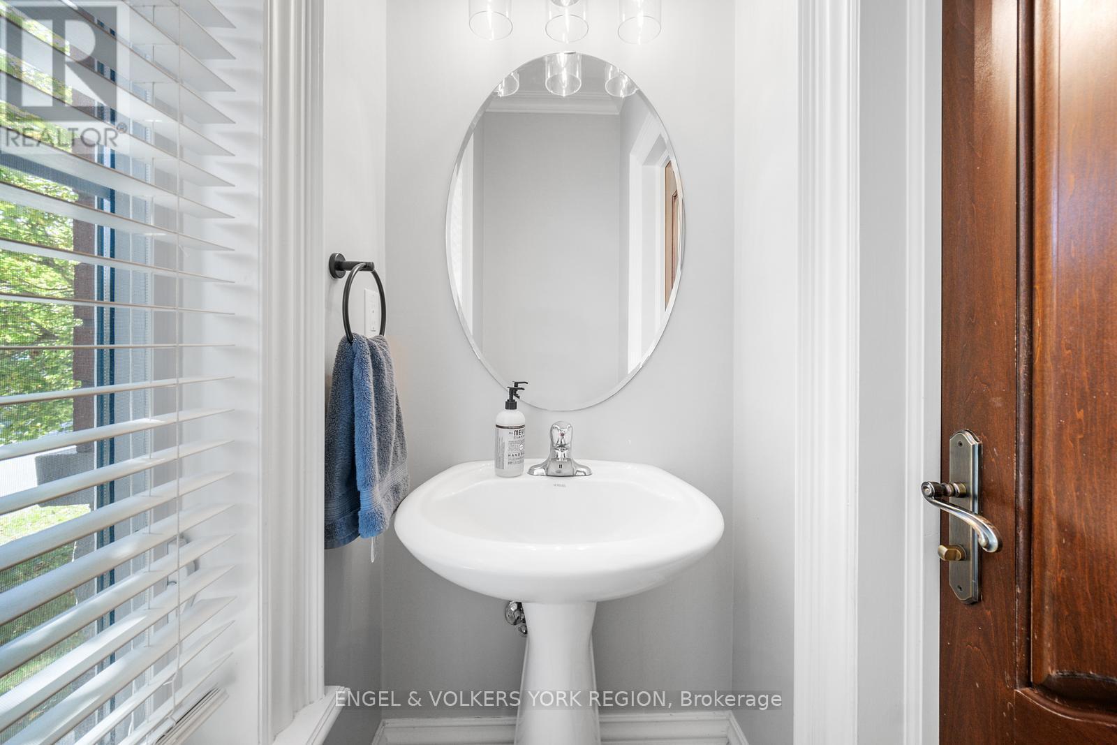 2 Fiorentina Avenue, Vaughan, Ontario  L4H 0P2 - Photo 22 - N12486230