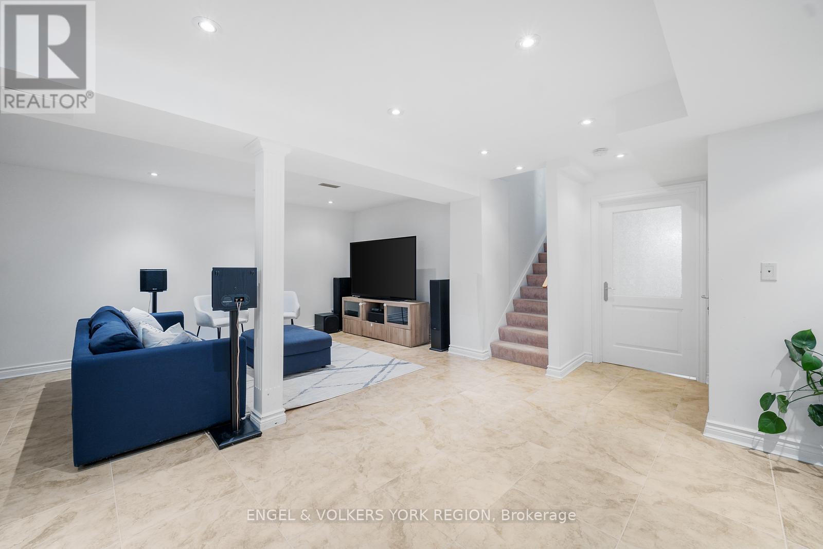 2 Fiorentina Avenue, Vaughan, Ontario  L4H 0P2 - Photo 33 - N12486230