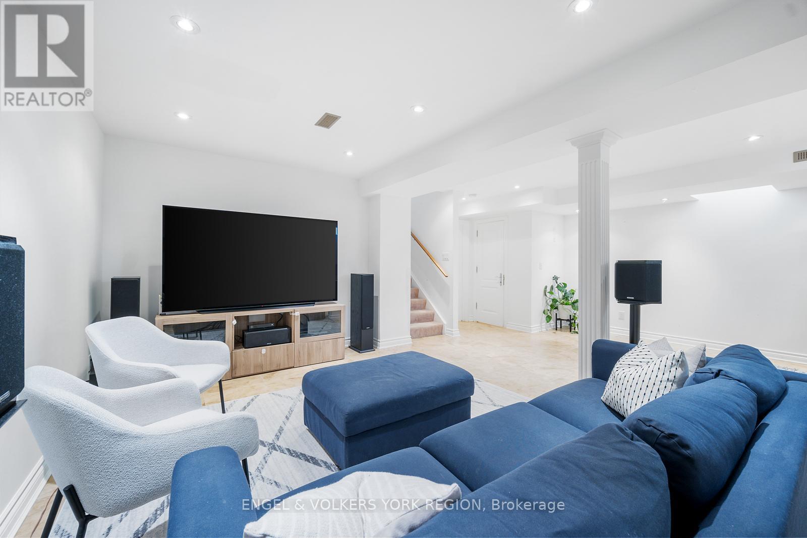 2 Fiorentina Avenue, Vaughan, Ontario  L4H 0P2 - Photo 34 - N12486230