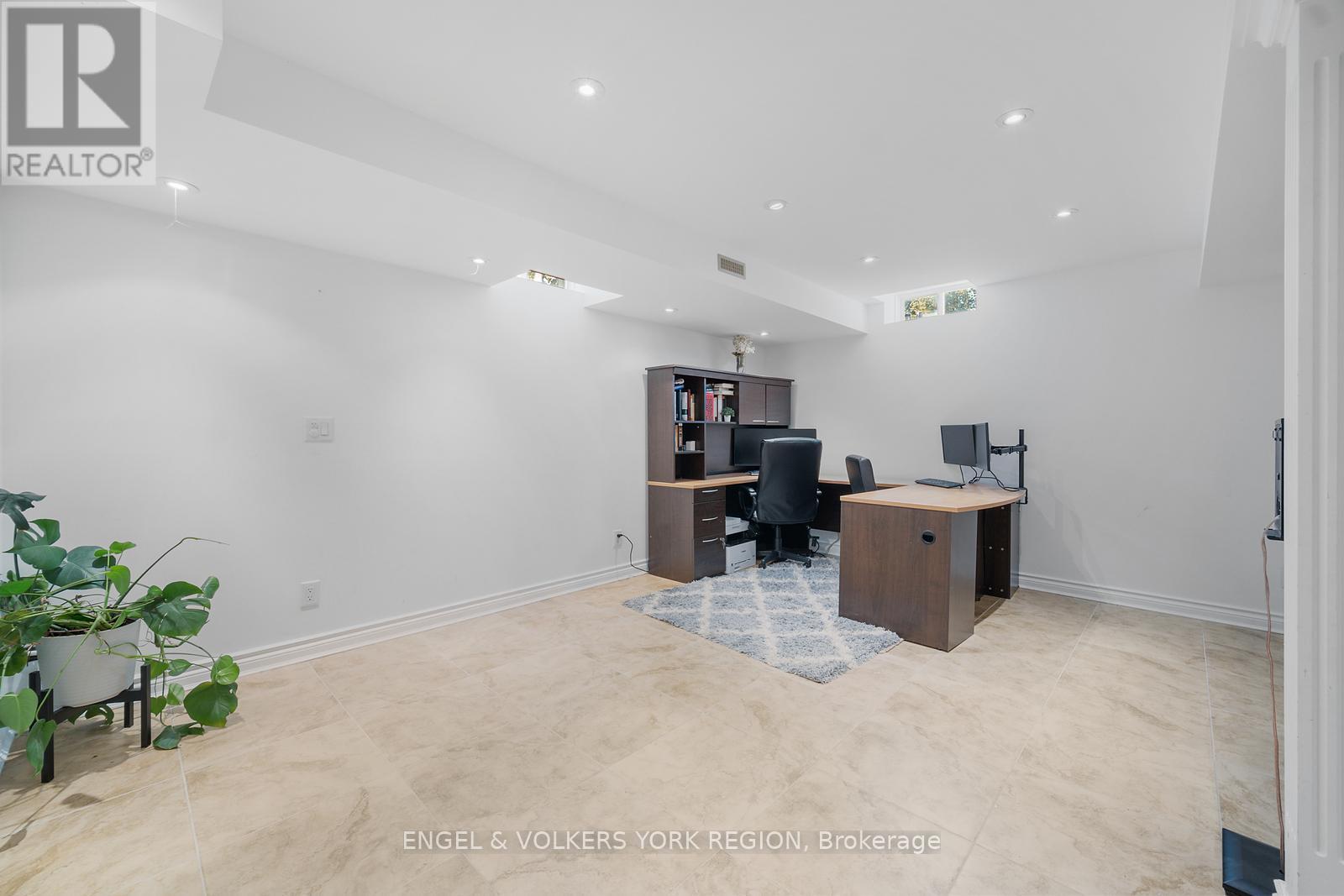 2 Fiorentina Avenue, Vaughan, Ontario  L4H 0P2 - Photo 35 - N12486230