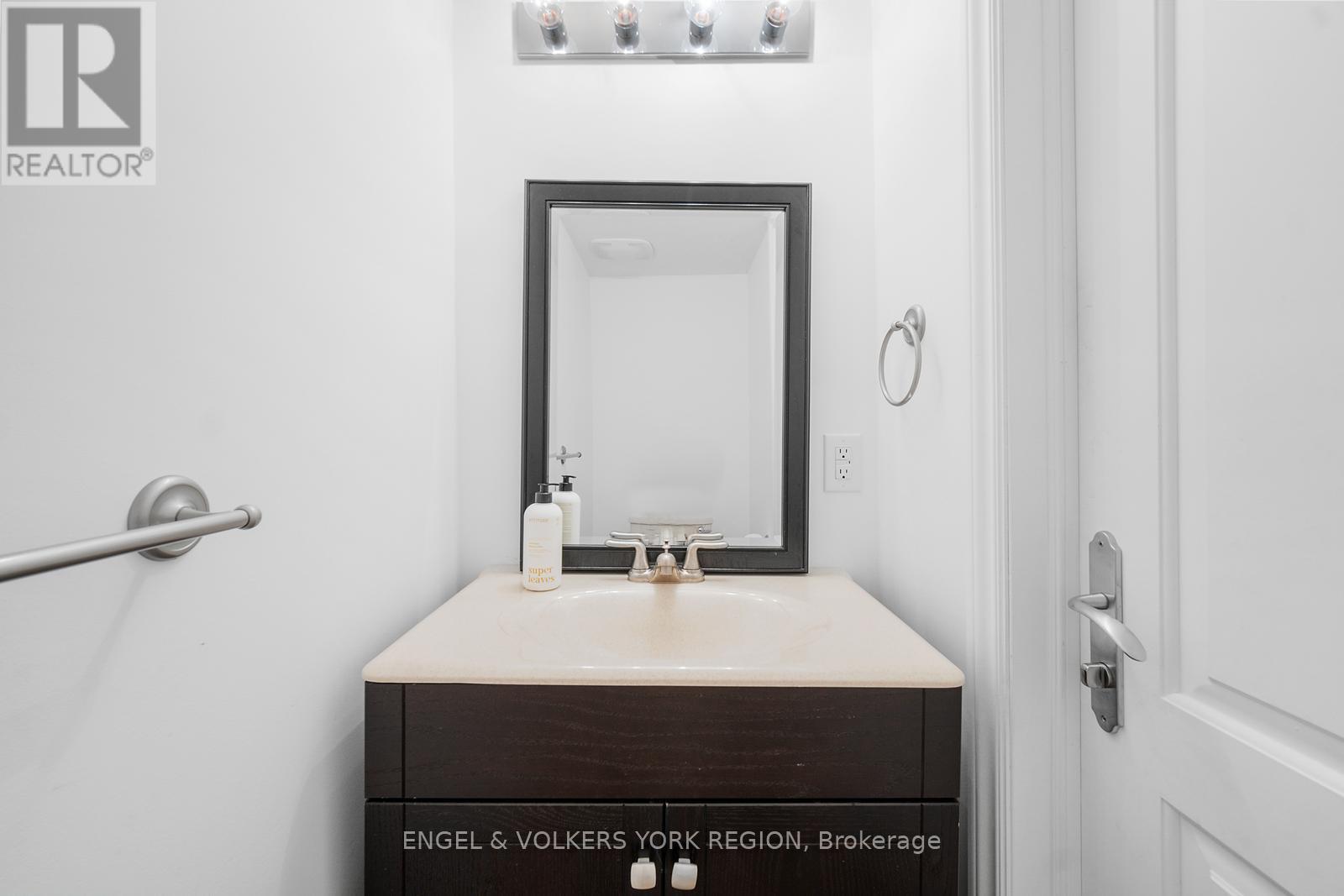 2 Fiorentina Avenue, Vaughan, Ontario  L4H 0P2 - Photo 36 - N12486230