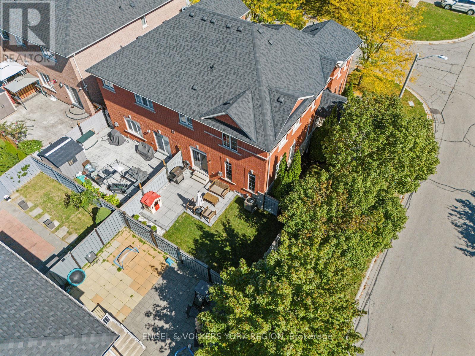 2 Fiorentina Avenue, Vaughan, Ontario  L4H 0P2 - Photo 45 - N12486230