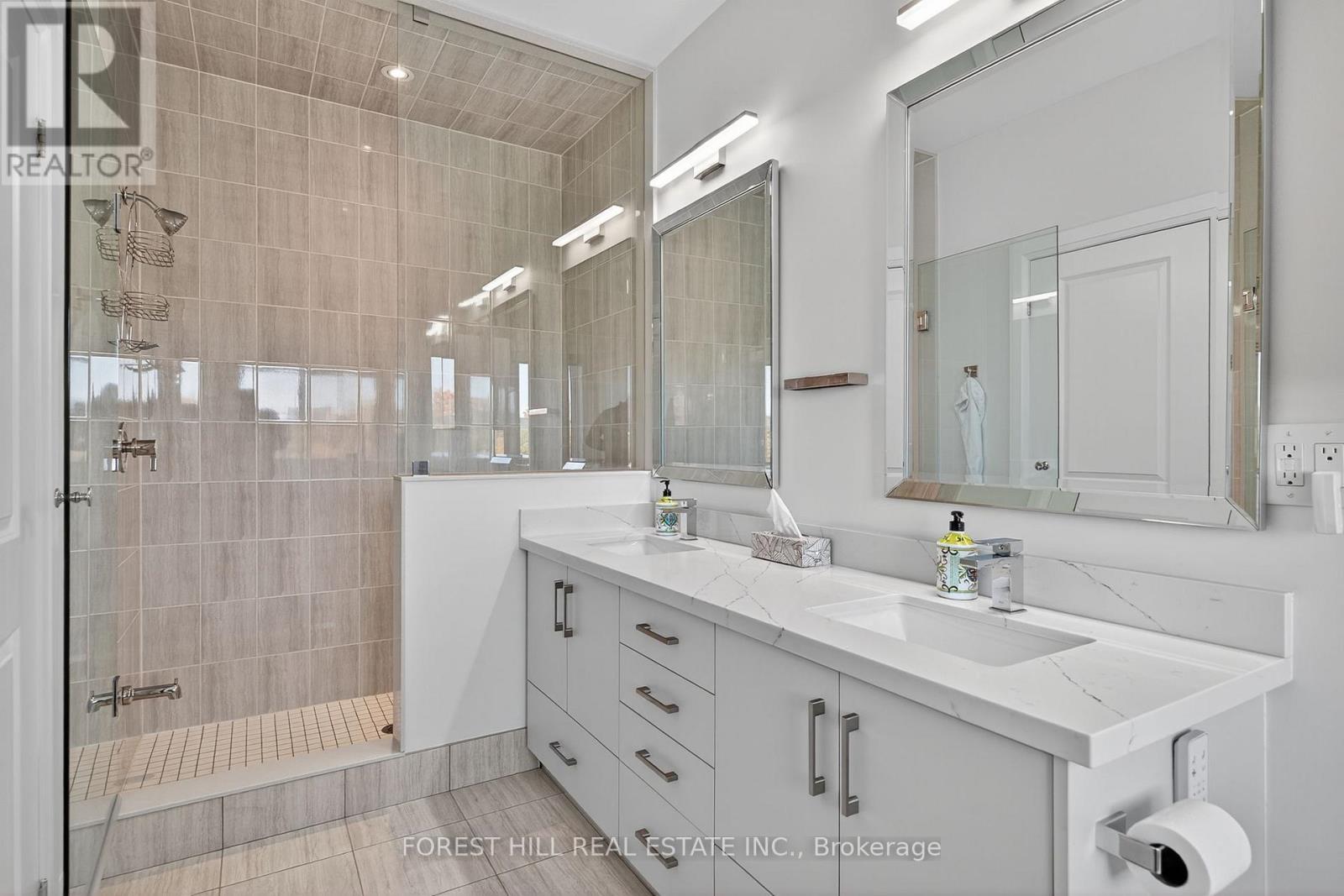 107 Hesperus Road, Vaughan, Ontario  L4J 0G9 - Photo 32 - N12486257