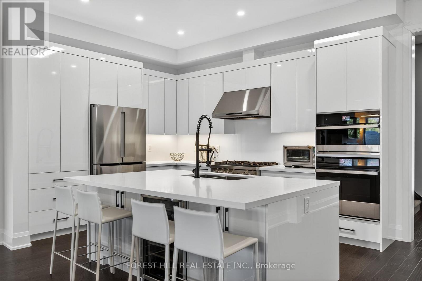 107 Hesperus Road, Vaughan, Ontario  L4J 0G9 - Photo 8 - N12486257