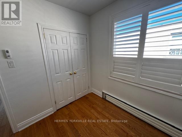 20 Elway Court, Toronto, Ontario  M6B 2N8 - Photo 7 - W12417591