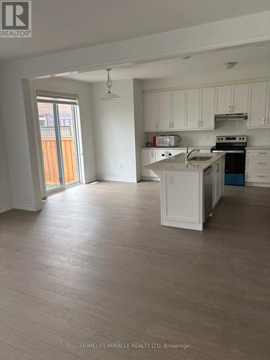 50 Keppel Circle, Brampton, Ontario  L7A 5L1 - Photo 4 - W12484647