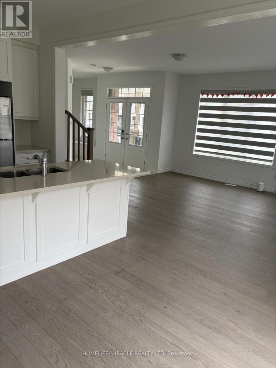 50 Keppel Circle, Brampton, Ontario  L7A 5L1 - Photo 6 - W12484647