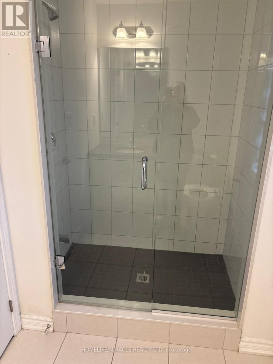 50 Keppel Circle, Brampton, Ontario  L7A 5L1 - Photo 24 - W12484647