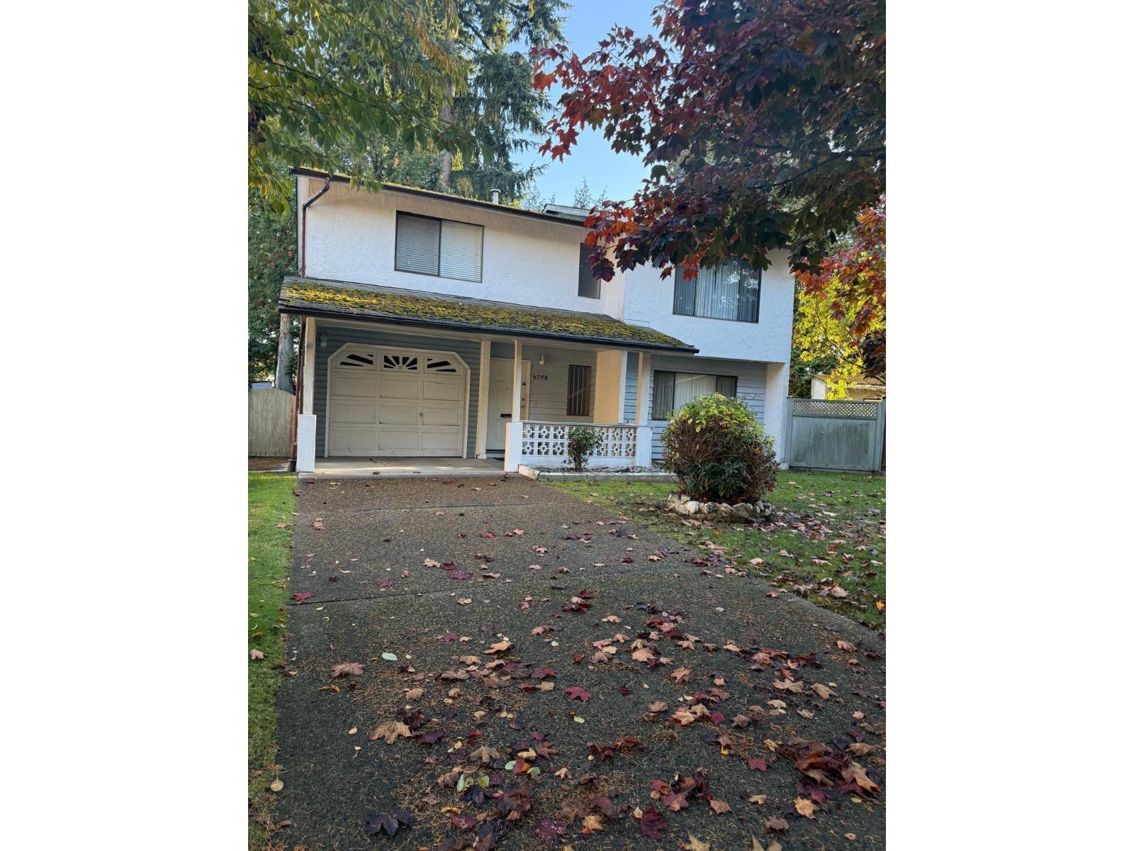 6738 128b Street, Surrey, British Columbia  V3W 7C4 - Photo 2 - R3049964