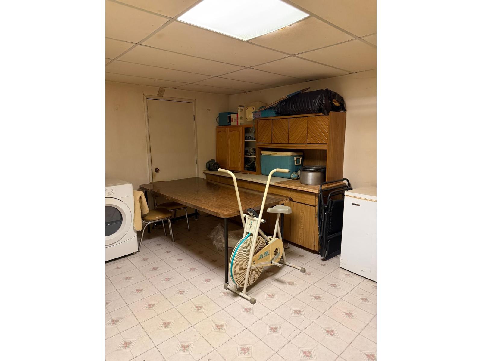 6738 128b Street, Surrey, British Columbia  V3W 7C4 - Photo 7 - R3049964