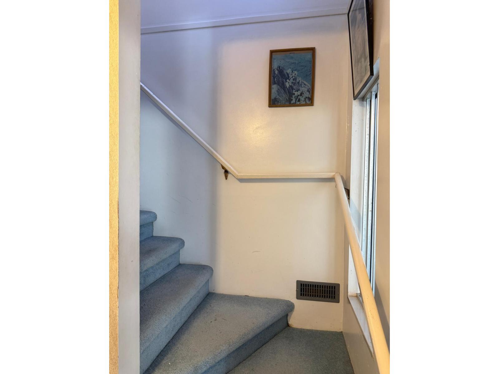 6738 128b Street, Surrey, British Columbia  V3W 7C4 - Photo 11 - R3049964