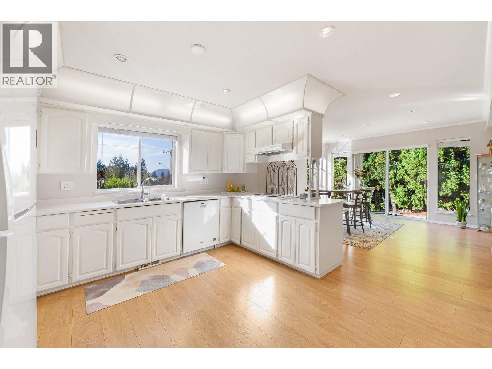 389 Metta Street, Port Moody, British Columbia  V3H 2Y6 - Photo 7 - R3058898