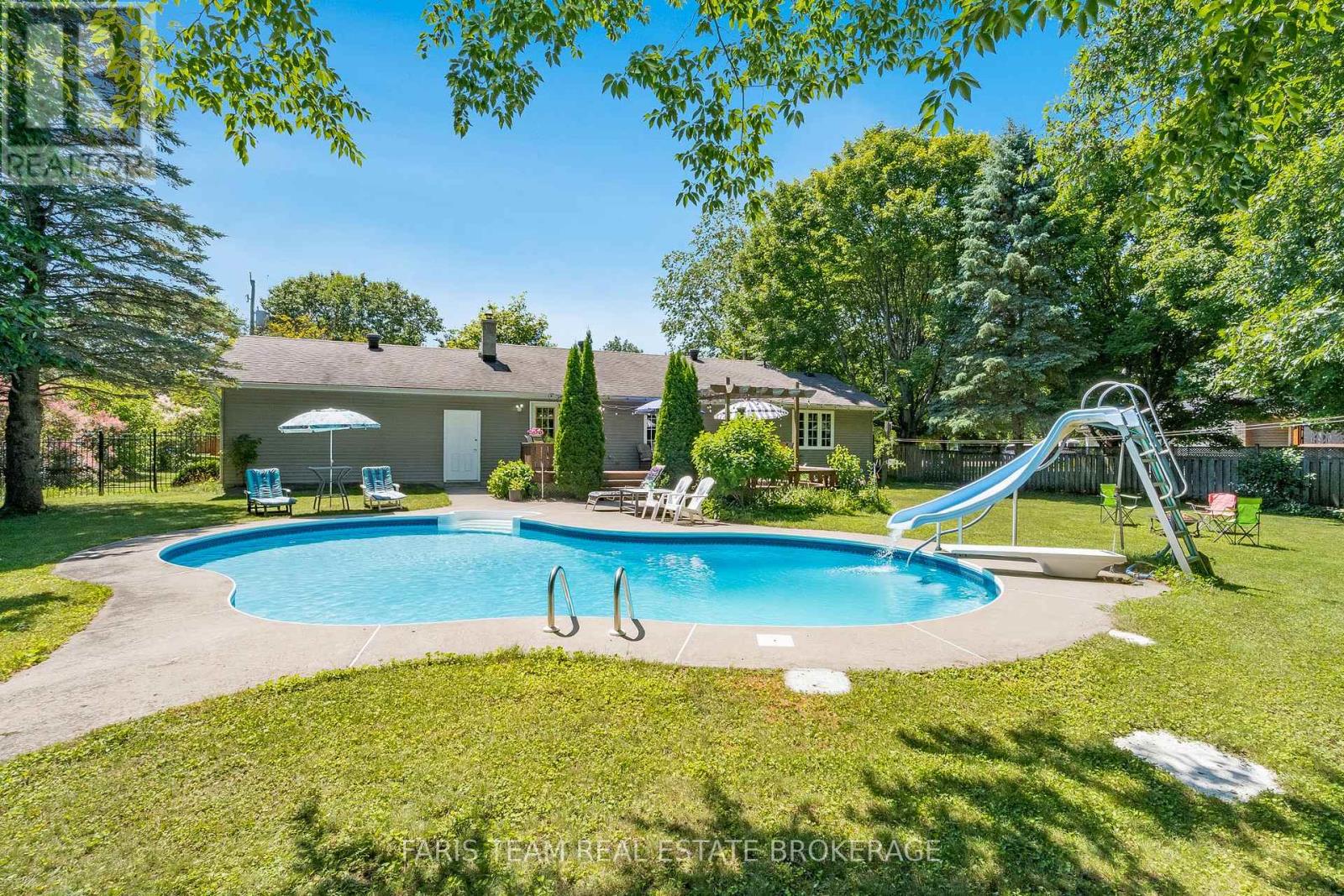 21 Maryjane Road, Tiny (Wyevale), Ontario  L0L 2T0 - Photo 27 - S12486283