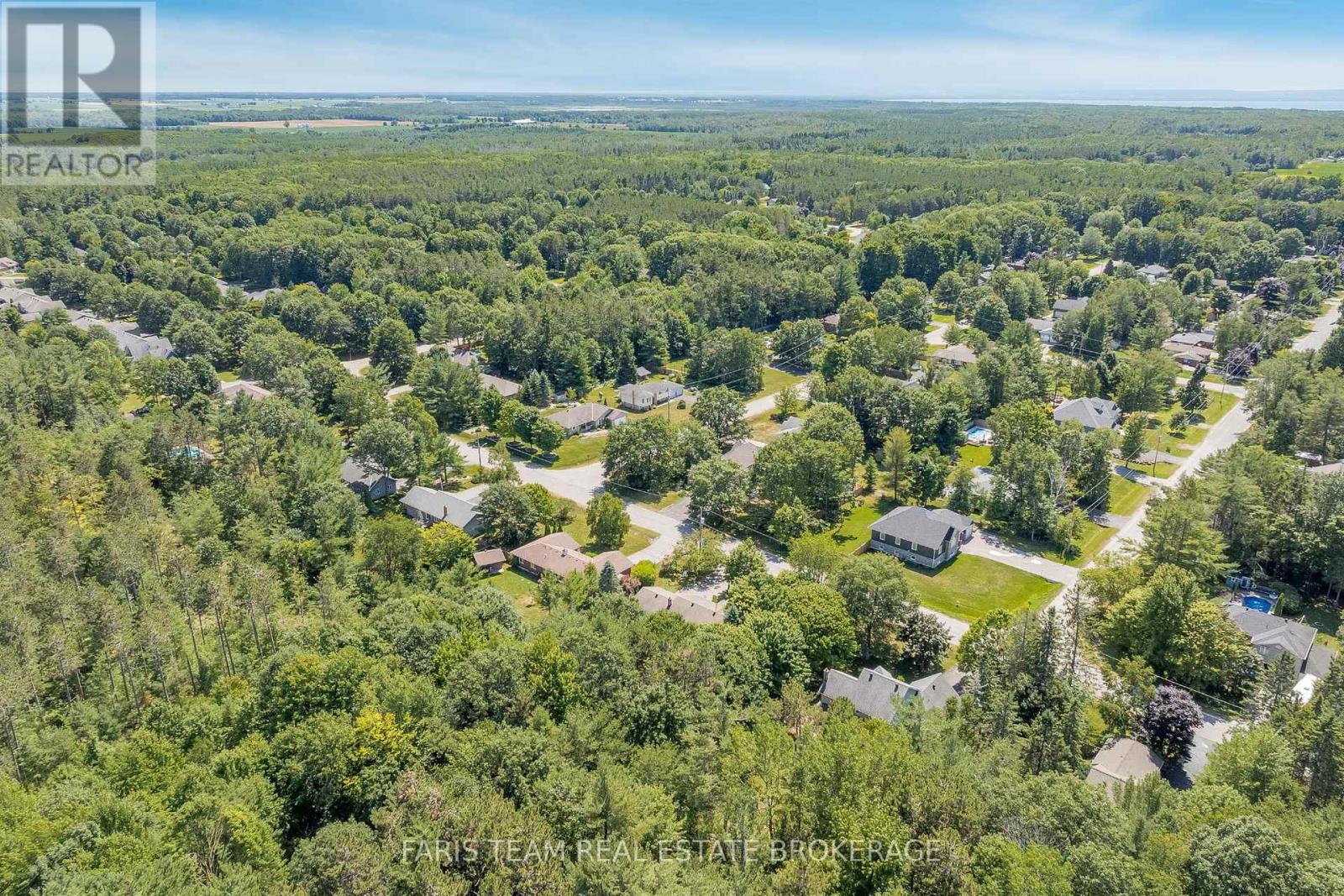 21 Maryjane Road, Tiny (Wyevale), Ontario  L0L 2T0 - Photo 32 - S12486283