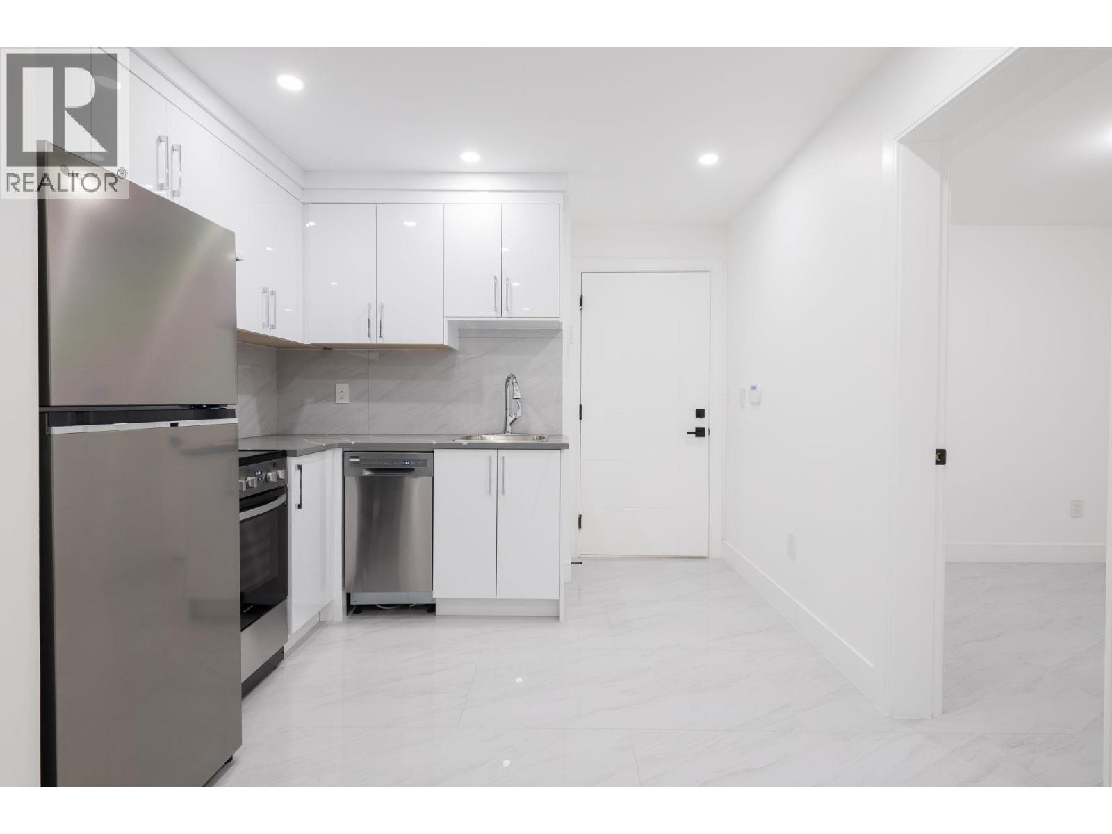 5385 Shelby Court, Burnaby, British Columbia  V5G 1V3 - Photo 36 - R3062404