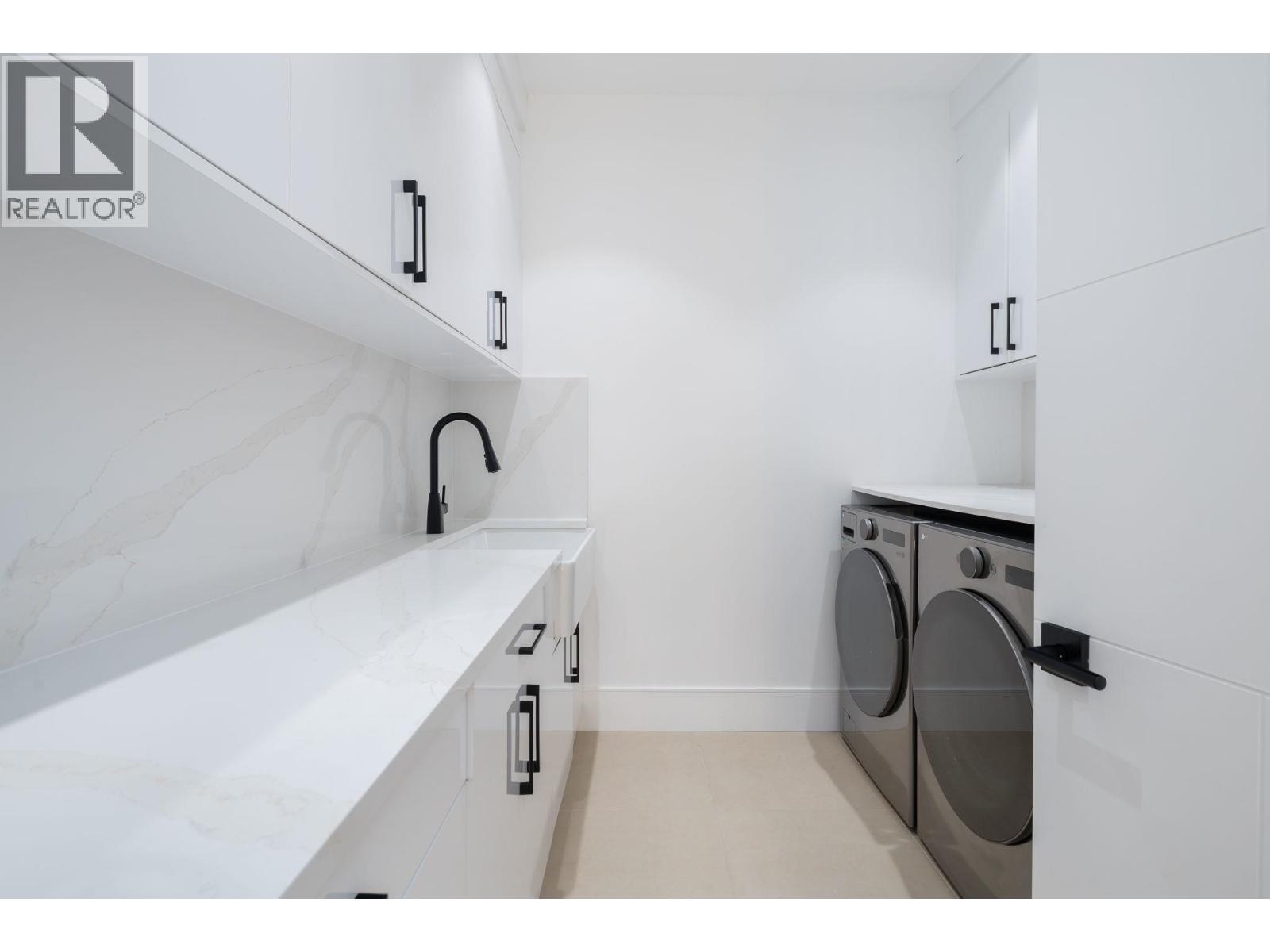 5385 Shelby Court, Burnaby, British Columbia  V5G 1V3 - Photo 31 - R3062404