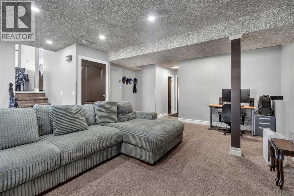 351 Templevale Place Ne, Calgary, Alberta  T1Y 4V8 - Photo 17 - A2260880