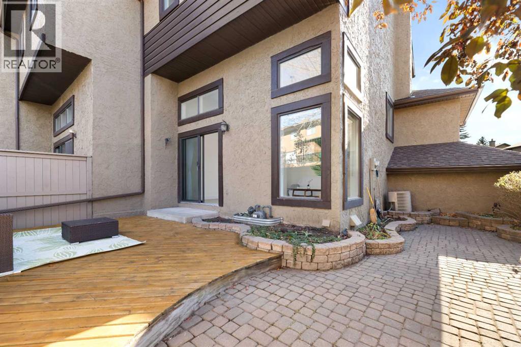 26 Glamis Gardens Sw, Calgary, Alberta  T3E 6S4 - Photo 16 - A2266311